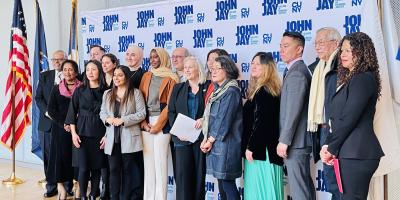 Senator Gillibrand with Research Directors